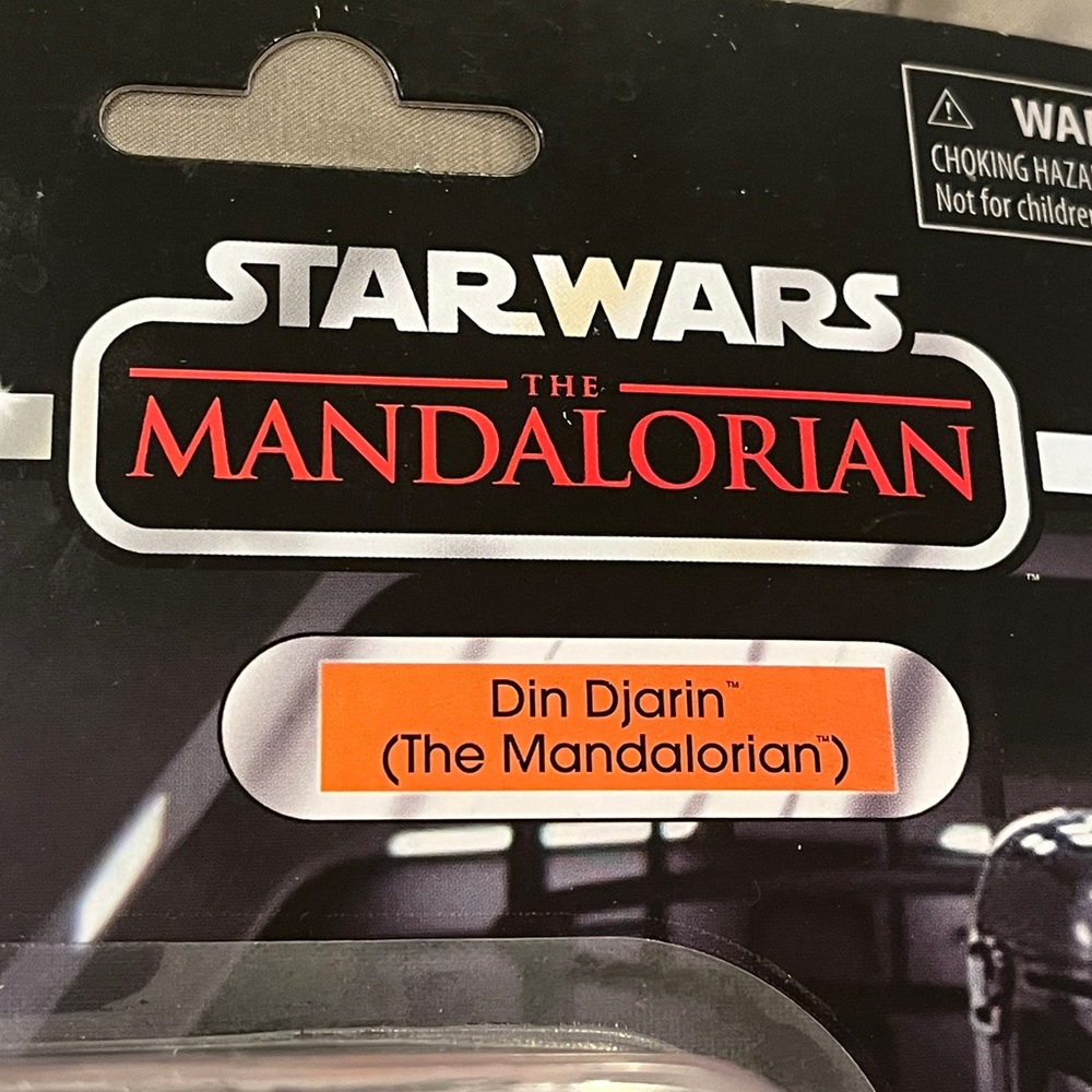 Star Wars Vintage Mandalorian Din Djarin Action Figure Set NIB - Picture 7 of 11